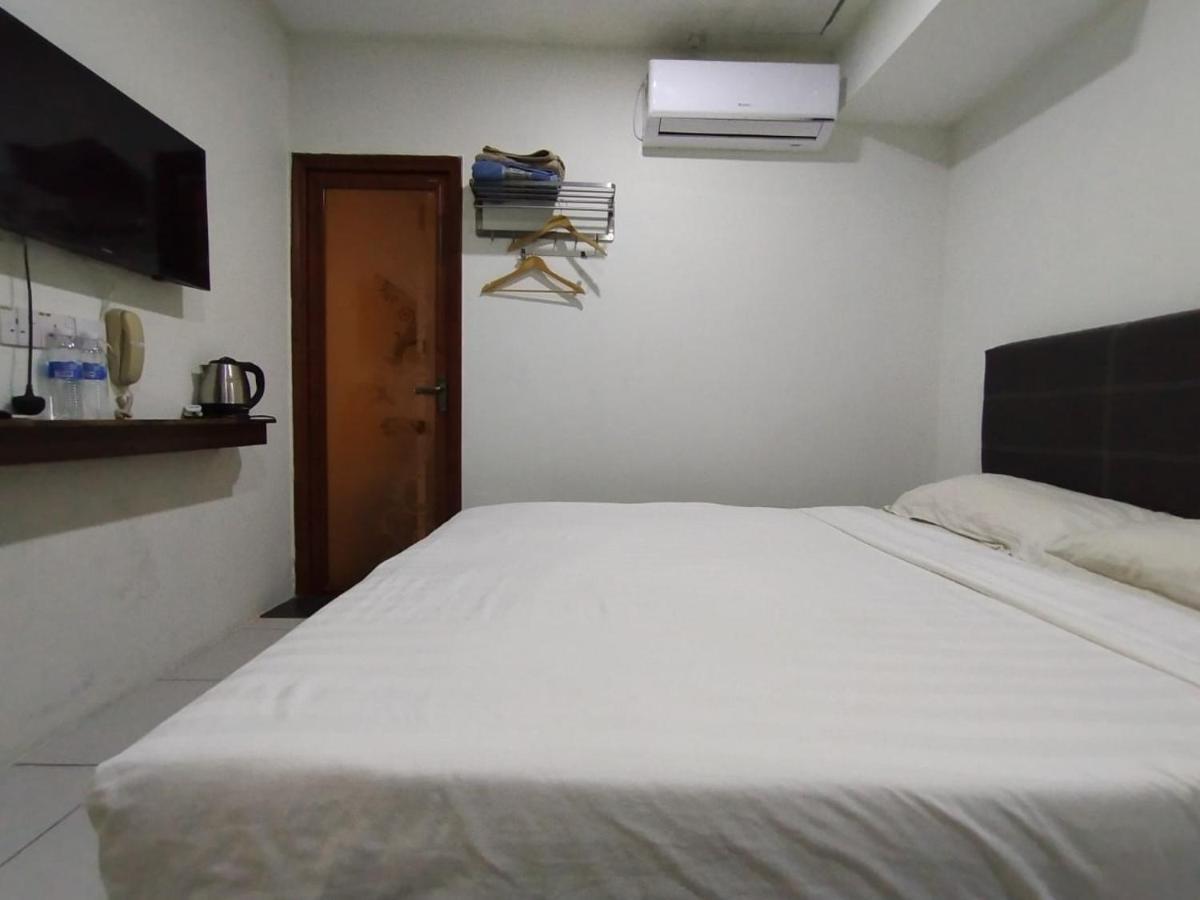 Super Oyo 90668 Joy Inn Miri Ngoại thất bức ảnh