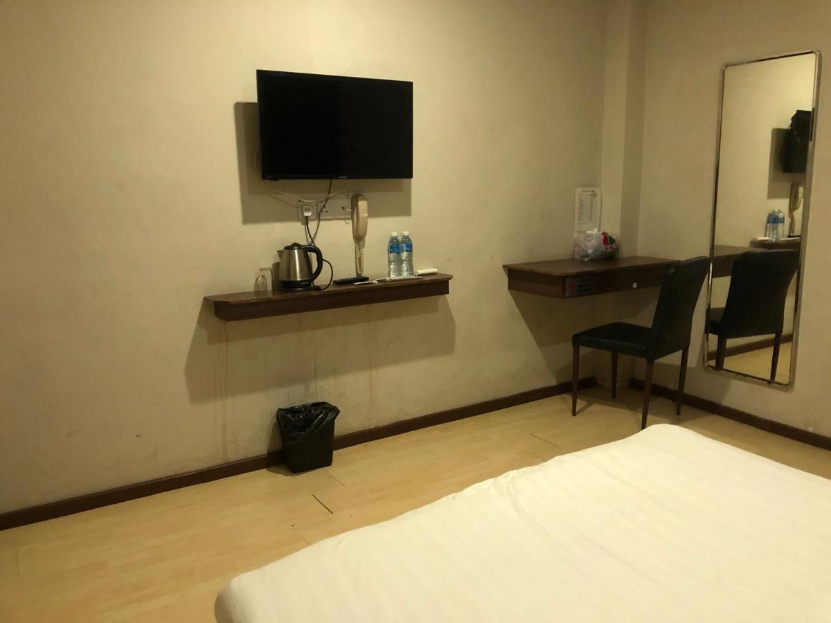 Super Oyo 90668 Joy Inn Miri Ngoại thất bức ảnh